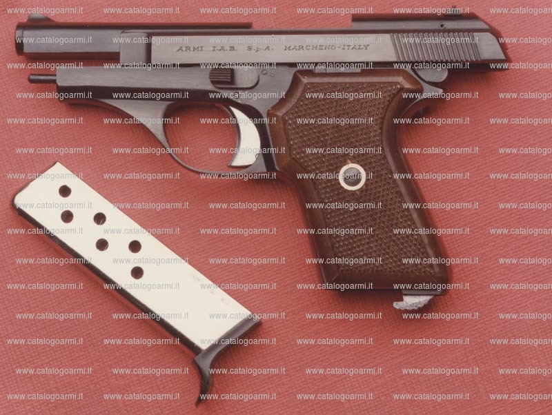 Pistola Iab modello P 32 (1881)