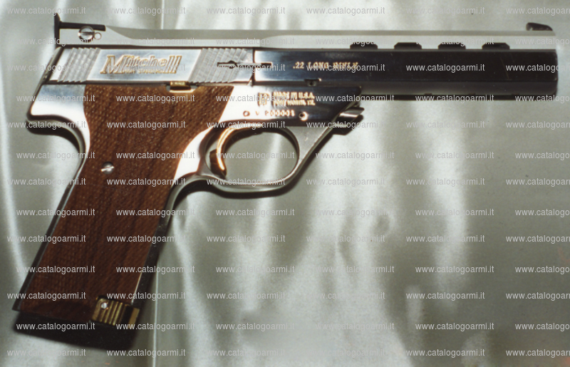 Pistola Mitchell Arms modello Victor II (tacca di mira regolabile) (finitura brunita o inox) (8933)