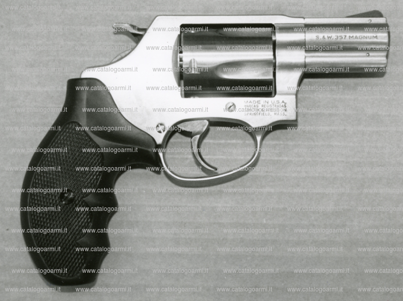 Pistola Smith & Wesson modello 60 (9992)