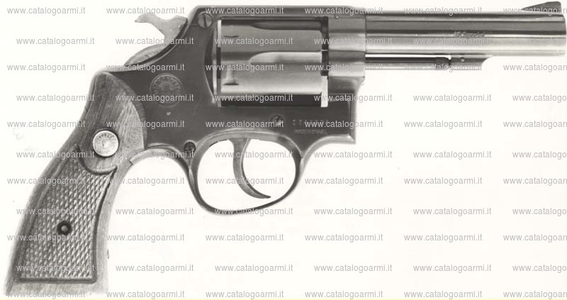 Pistola Taurus modello 82 (2243)